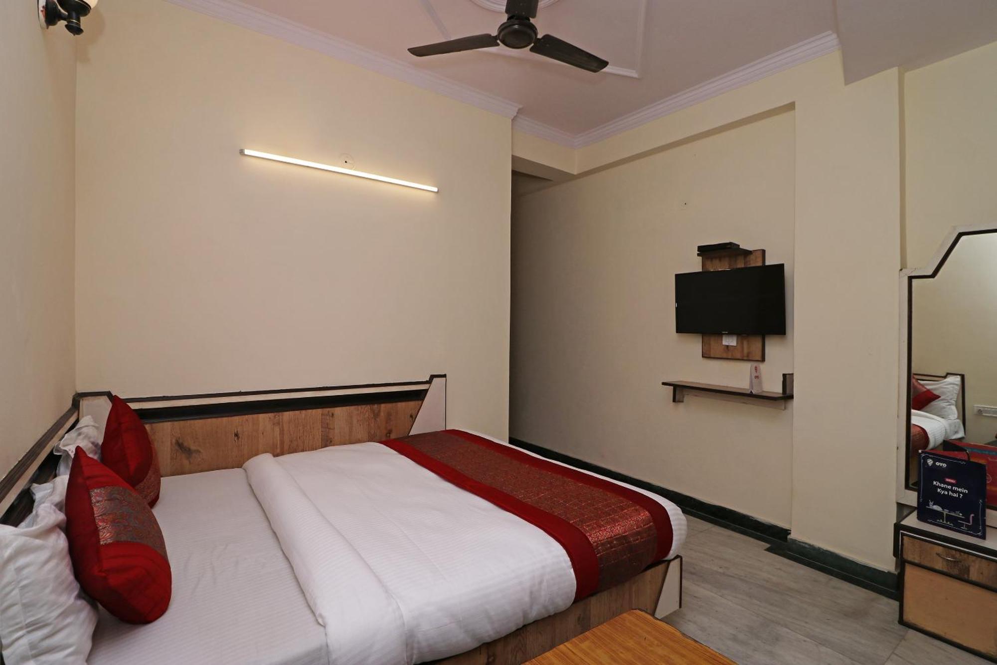 Oyo Hotel Silver Shine Near Gurudwara Shri Bangla Sahib Yeni Delhi Dış mekan fotoğraf